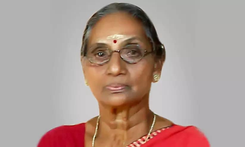 അങ്കമാലിയിൽ കെ.എസ്.ആർ.ടി.സി സ്റ്റാന്റിൽ ബസിടിച്ച് വയോധിക മരിച്ചു