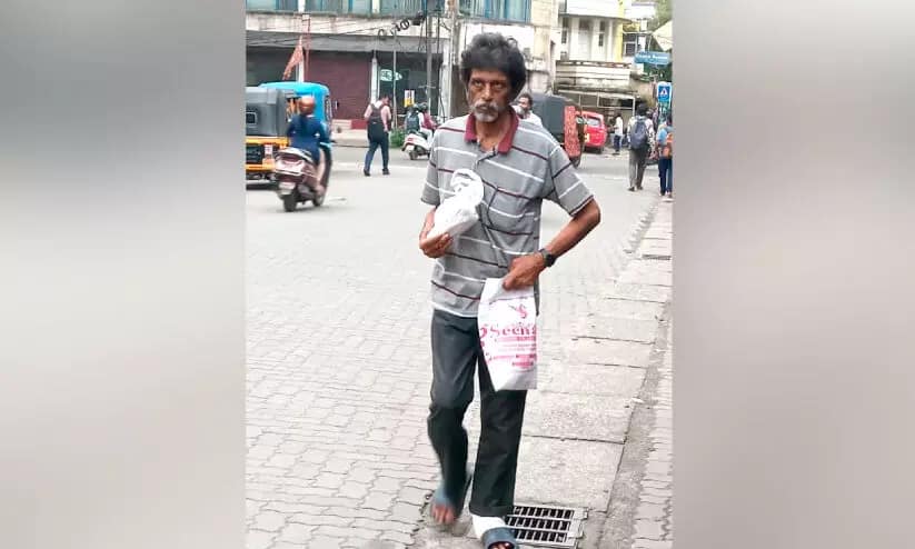 15 വർഷത്തിലേറെയായി തെരുവിൽ ജീവിക്കുന്ന ഗുജറാത്തി മധ്യവയസ്കൻ